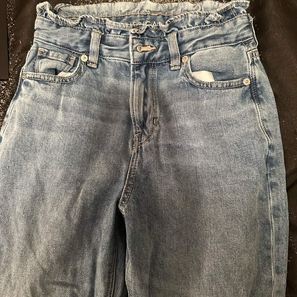 American Eagle Mom jeans